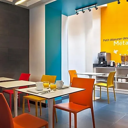 Des Metallos Hotel 3*
