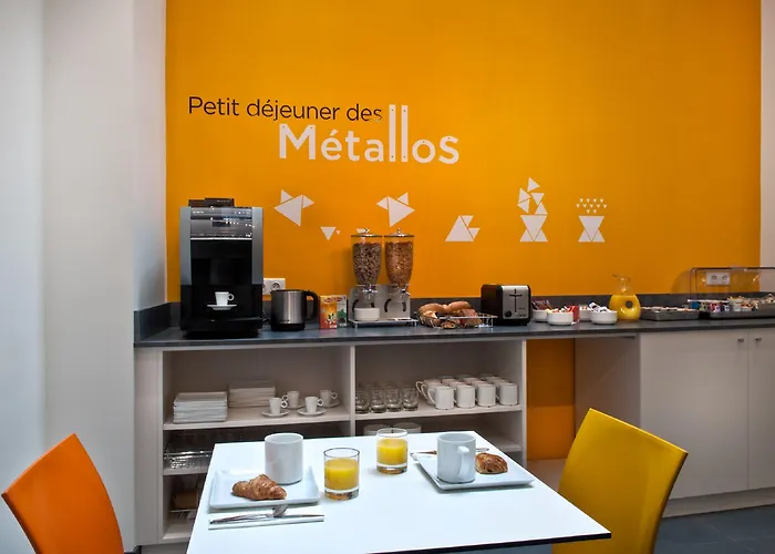 Des Metallos Otel 3*