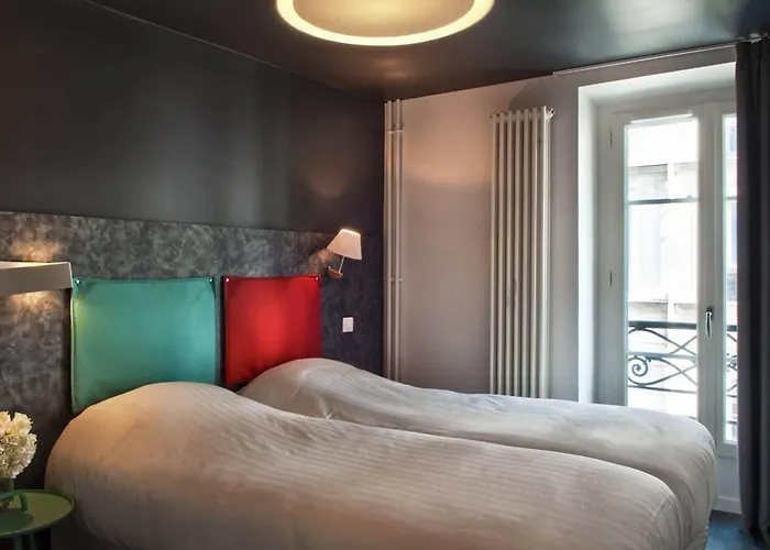 Hotel Des Metallos 3*