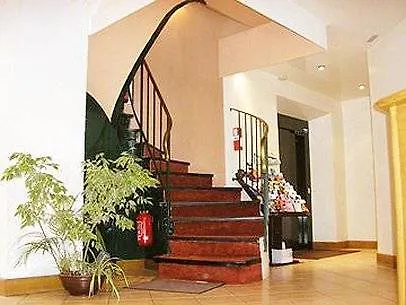 Des Metallos Hotel 3*