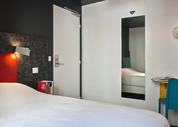 Hotel Des Metallos 3*