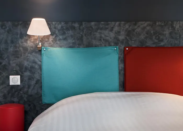 Des Métallos Hotel